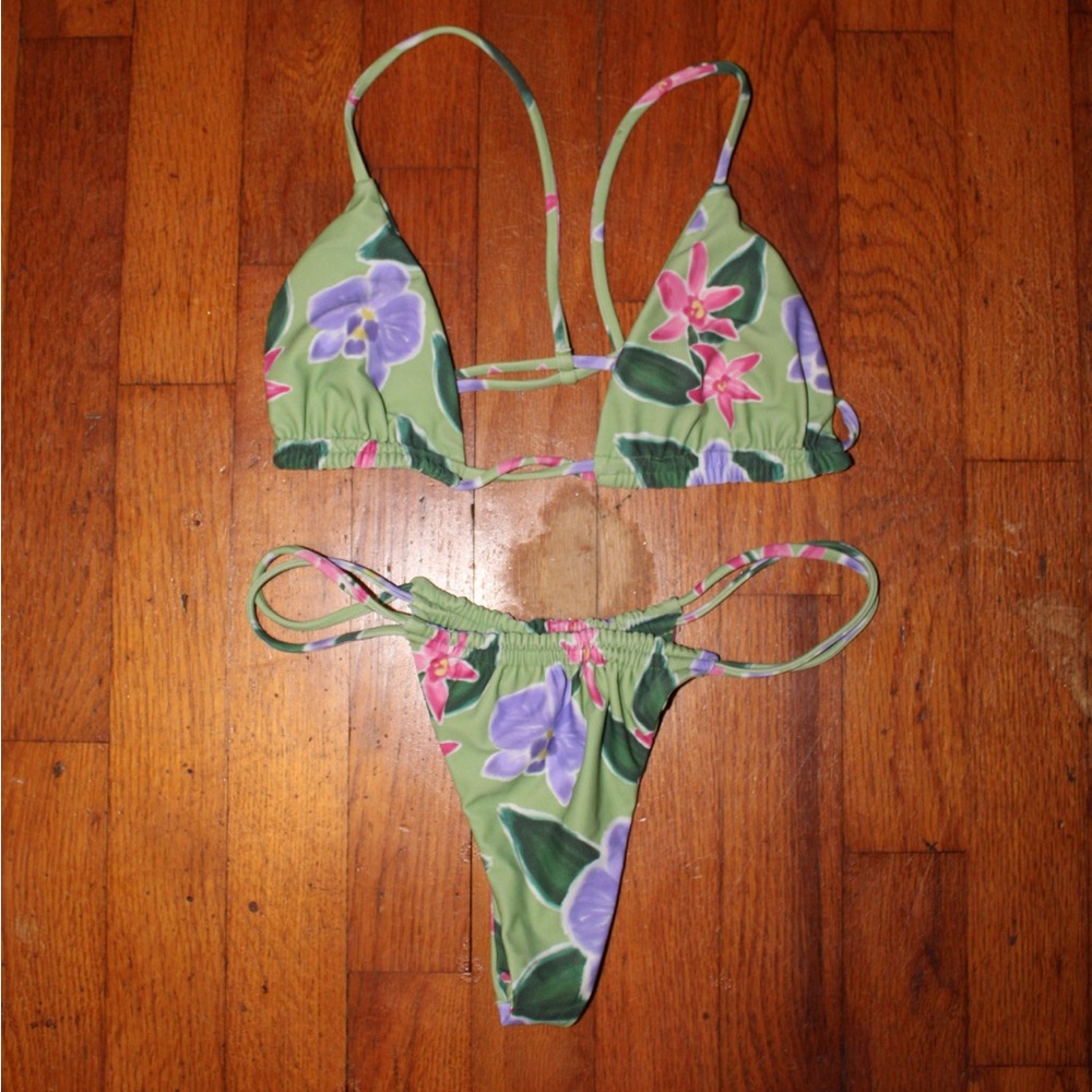 Benoa Garden Isle TOP